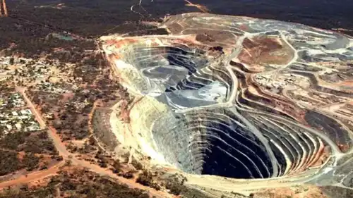 منجم ليثيوم في إيران