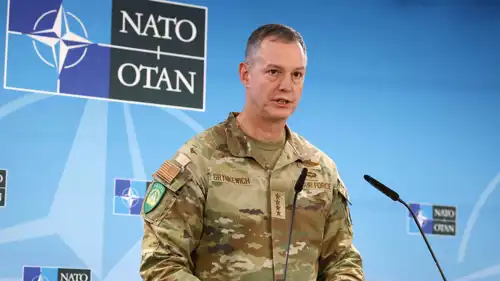 قائد قوات الناتو في أوروبا أليكسوس غرينكيفيتش