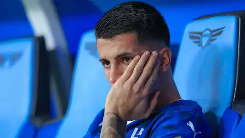 حزن كانسيلو لاعب الهلال بعد إصابته