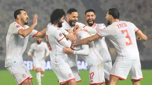 احتفال لاعبي منتخب تونس