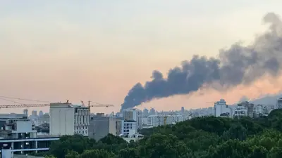 تصاعد الدخان جراء غارة إسرائيلية سابقة على طهران