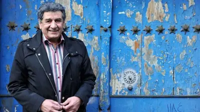 منوشهر والي ‌زاده