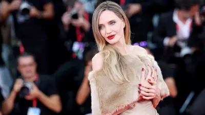 أنجلينا جولي في مهرجان البندقية السينمائي