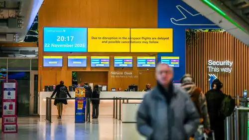 مسافرون في مطار فيلنيوس