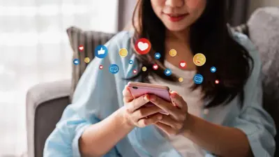 "استخدام منصة التواصل "إنستغرام