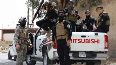 عناصر أمن تابعة لوزارة الداخلية السورية