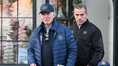 بايدن ونجله هانتر