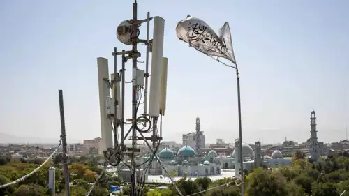 برج اتصالات في أفغانستان