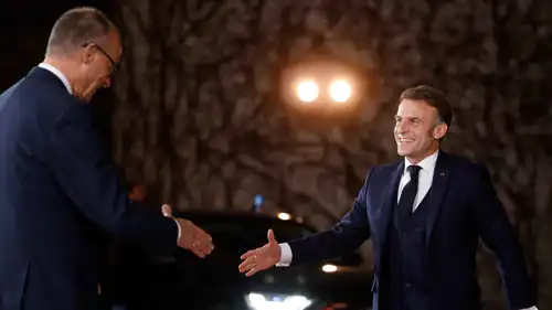 إيمانويل ماكرون وفريدريتش ميرتس