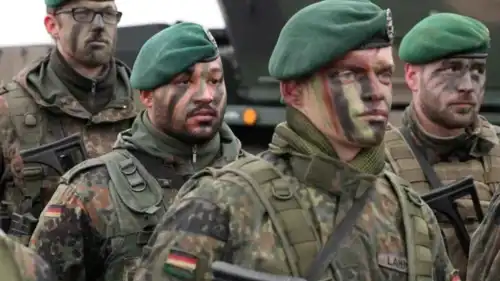 أفراد من الجيش الألماني