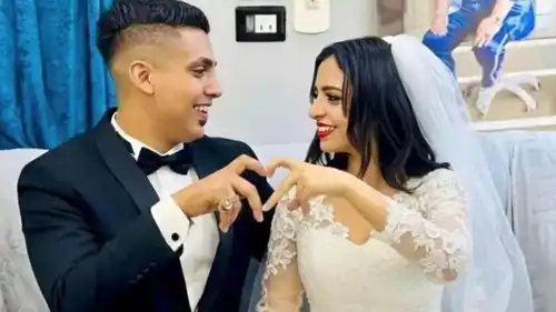 التيكتوكر المصري كروان مشاكل وزوجته إنجي حمادة