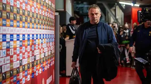 هانزي فليك مدرب برشلونة