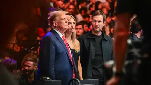  ترامب وابنته إيفانكا وزوجها جاريد كوشنر