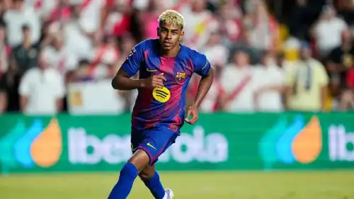 لامين يامال نجم برشلونة