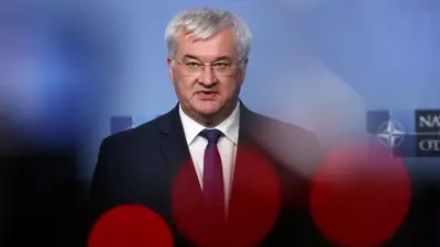 وزير الخارجية الأوكراني أندريه سيبيها خلال اجتماعات "الناتو"