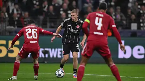 مباراة ليفربول ضد آينتراخت فرانكفورت بدوري أبطال أوروبا