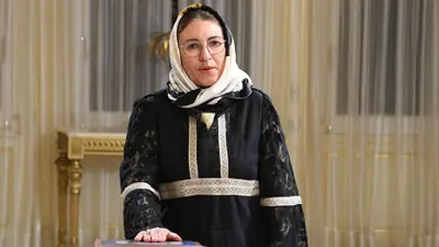 مشكاة الخالدي أثناء أداء القسم