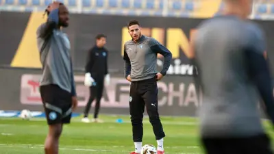 رمضان صبحي في تدريبات بيراميدز