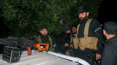 قوة من الأمن السوري