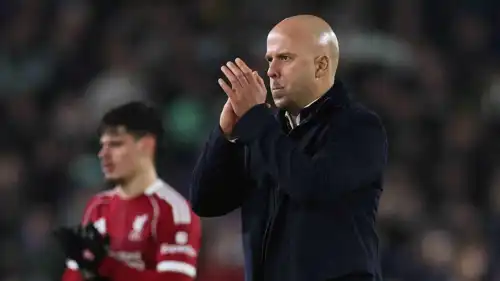 أرني سلوت مدرب ليفربول