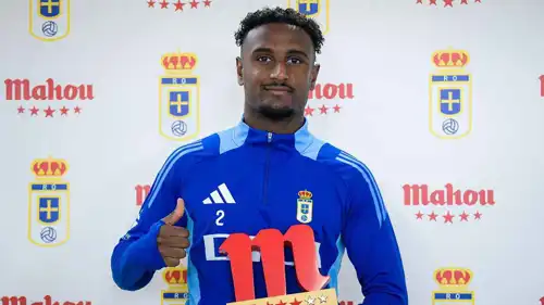 هيثن حسن لاعب أوفييدو الإسباني