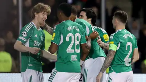 نيوكاسل يسحق كاراباخ