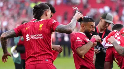 لقطة محمد صلاح ونونيز