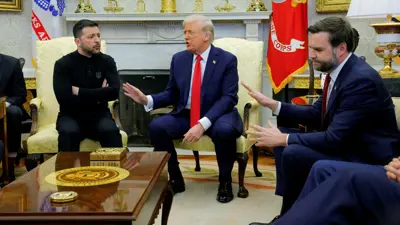 ترامب وزيلينسكي خلال اللقاء العاصف