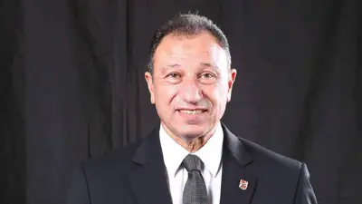 محمود الخطيب رئيس الأهلي المصري