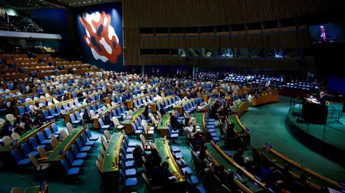 بنيامين نتنياهو يلقي خطابه ومعظم الوفود قد غادرت