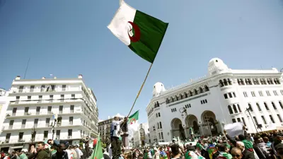 الأعلام الجزائرية