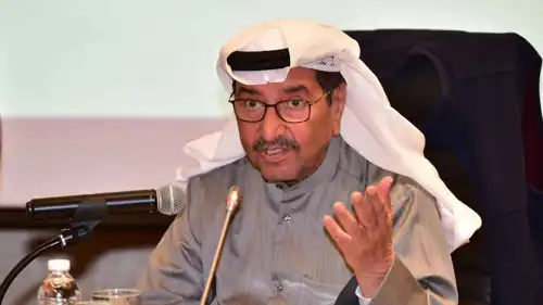 الكاتب والمسرحي الكويتي عبد العزيز السريع