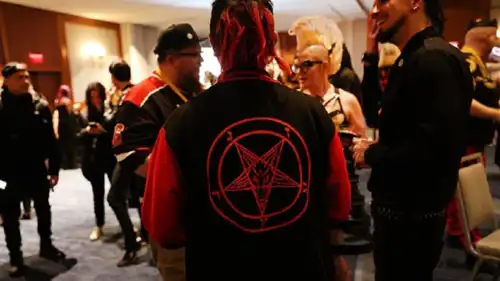 عبدة الشيطان