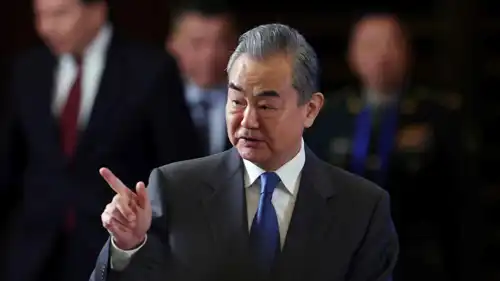  وزير الخارجية الصيني وانغ يي