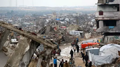 آثار الغارات الإسرائيلية على غزة