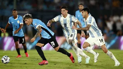 من مباراة الأرجنتين وأوروغواي
