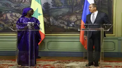 وزير الخارجية الروسي ونظيرته السنغالية